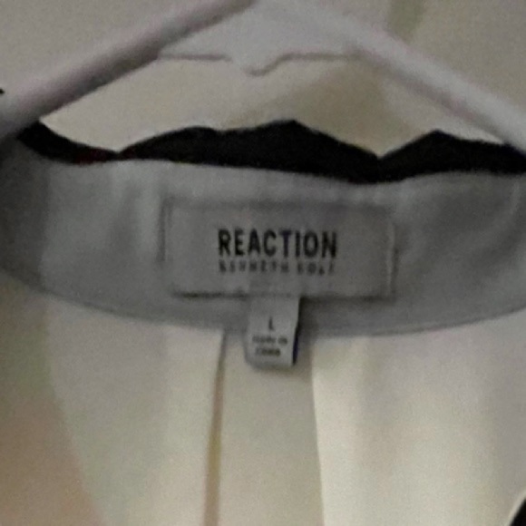 Kenneth Cole Reaction Blouse - Picture 7 of 8